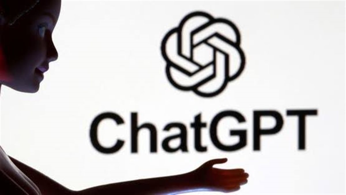 ChatGPT: ملخص 10 مقالات يوميًا مقابل 200 دولار.