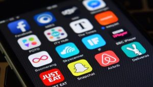 تطبيقات تجسس على واتساب: احذفها الآن لحماية خصوصيتك!