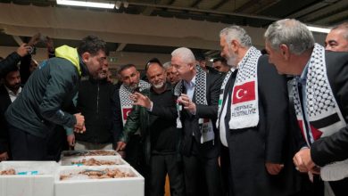 صيادو إسطنبول يتبرعون بدخل يوم لغزة