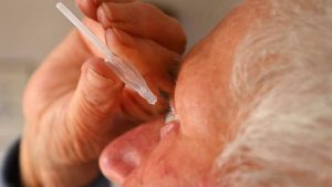 قطرات مبتكرة: أمل جديد لعلاج الشبكية بسهولة وأقل ألمًا