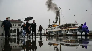 تنبيه الأرصاد الجوية: أمطار غزيرة على إسطنبول والعديد من المدن - كم ستستمر؟